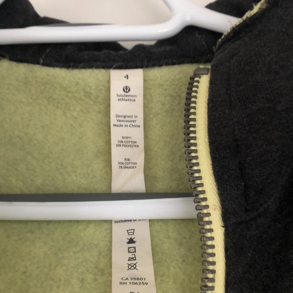 Lululemon hoodie dark gray size 4 like new - Picture 2 of 3